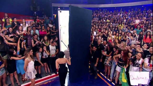 Luciano Huck prepara surpresa para fã de Demi Lovato