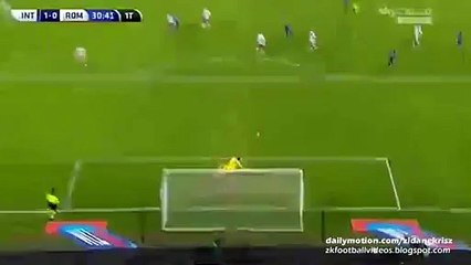 1-0 Gary Medel Amazing Long Range Goal - Inter v. Roma 31.10.2015 HD