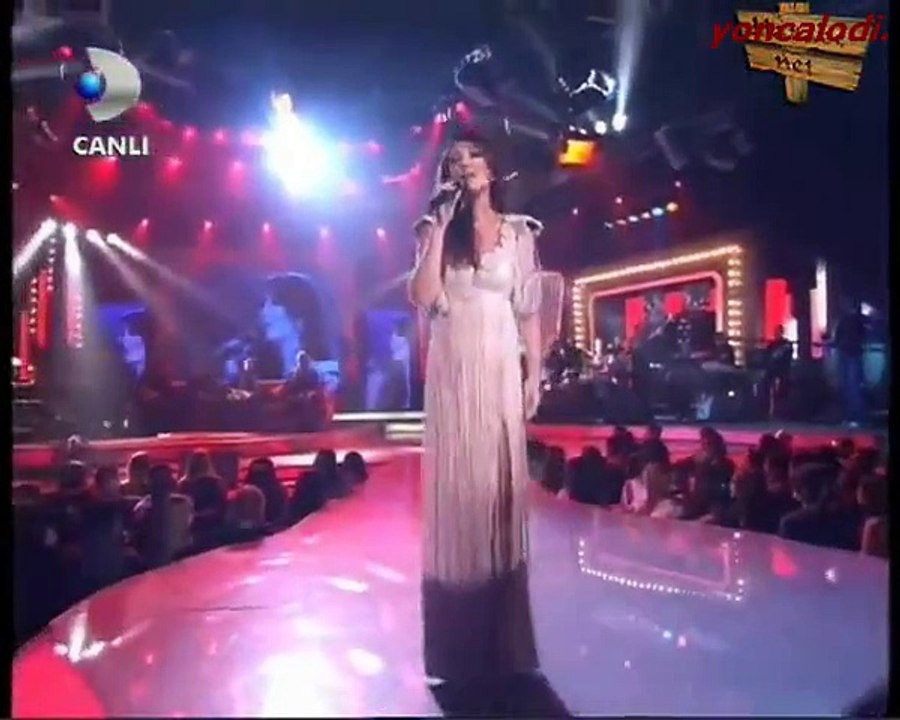 Yonca Lodi - Milat (Beyaz Show) 2010