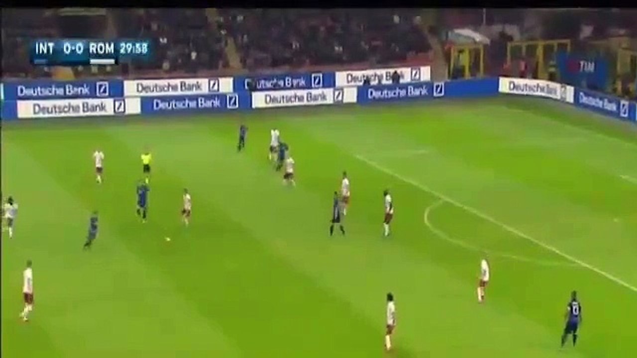 Gary Medel Fantastic Goal - Inter vs Roma 1-0 Serie A 2015