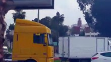 بالفيديو : تعزيزات امنية كبيرة تدخل مدينة طنجة