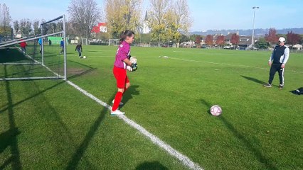 échauffement de Marion gardienne  U13 Féminine