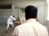 Cow Qurbani Running of Dangerous Cow Kick - Video Dailymotion