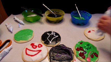 Disney Frozen Mini Elsa decoration cookies for Halloween!!