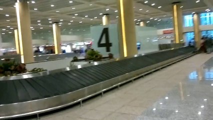 Bali Airport luggage belt 2015 Jan