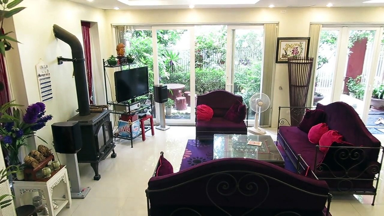 Very beautiful house with large balcony, river view, yard and modern furniture for rent