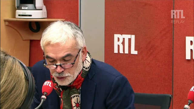 Dictée à l'école : Le changement c'est toujours pour les autres , regrette Pascal Praud