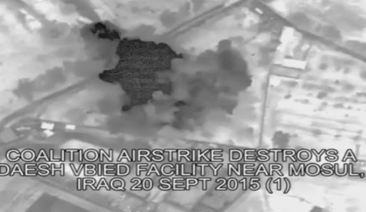 Nouvelles images des bombardements contre l’Etat islamique à Mossoul