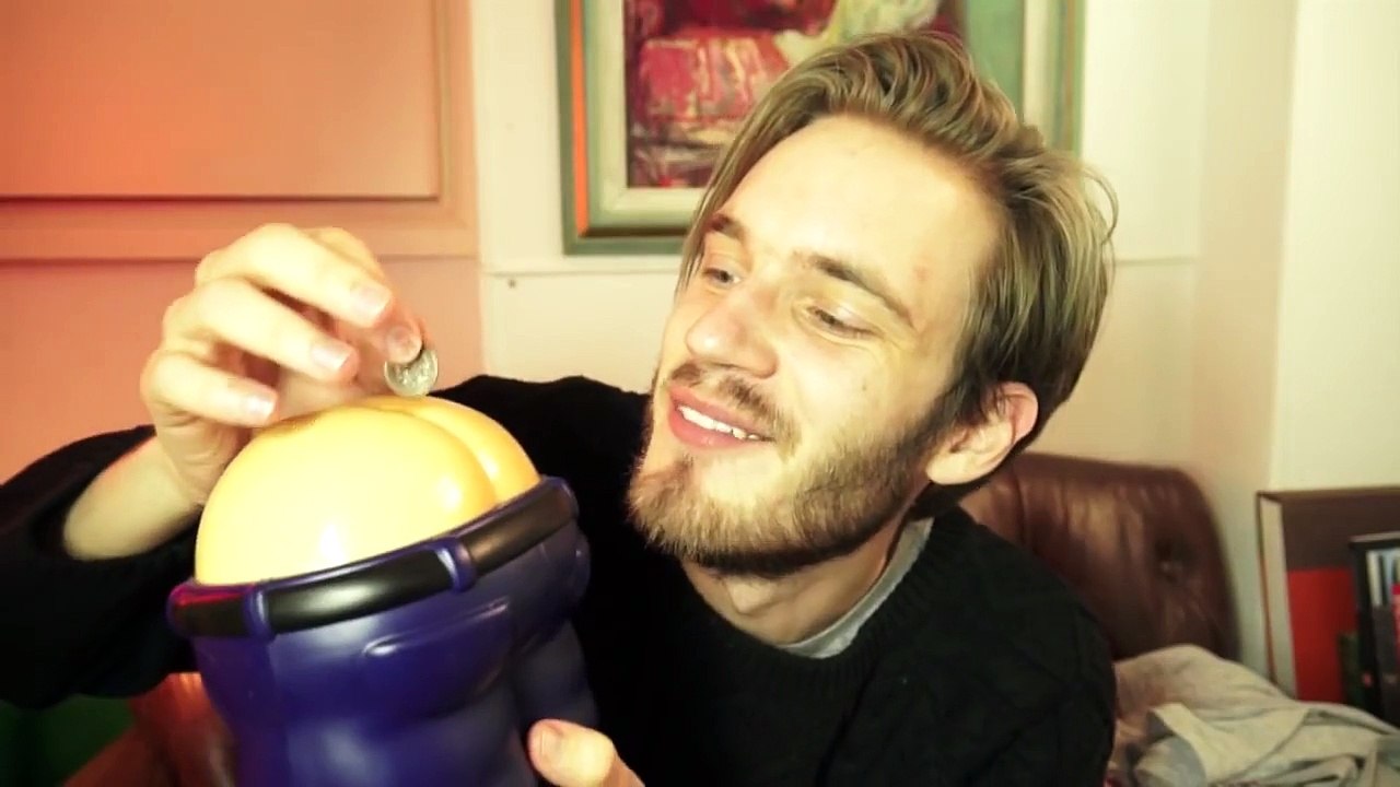 A BUTT BANK_! (5 Weird Stuff Online #7) (Pewdiepie)