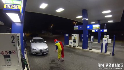 Que feriez-vous si vous croisiez un clown sanguinaire ?