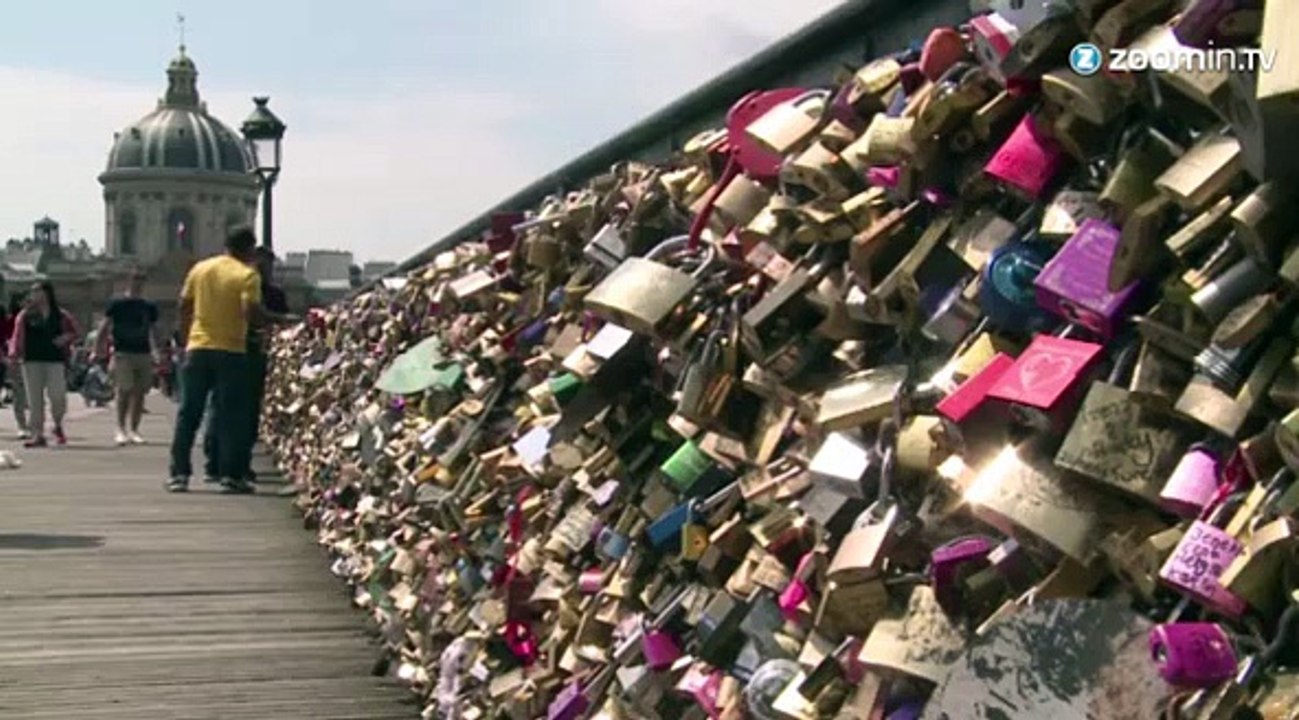 Faut-il retirer les cadenas du pont des Arts?