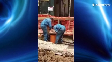 Comment sortir du trou? Grâce aux copains!