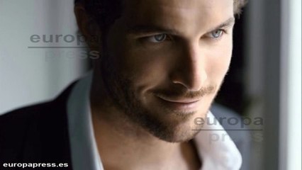 Carolina Herrera estrena fragancia masculina con Mario Testino como fotógrafo