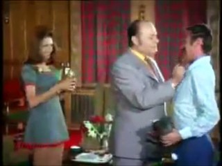 "ΞΕΡΕΙΣ ΤΙ ΠΑΙΔΙ ΕΙΝΑΙ ΑΥΤΟΣ ΕΔΩ?..."- ΛΑΜΠΡΟΣ ΚΩΝΣΤΑΝΤΑΡΑΣ