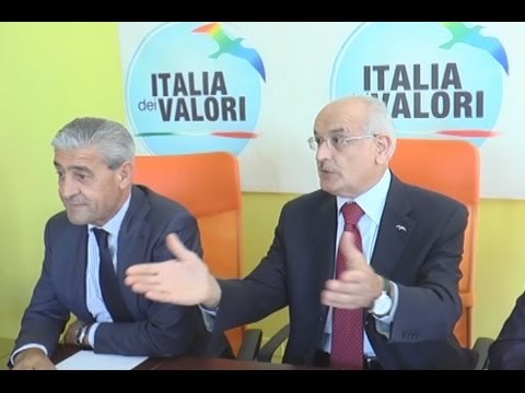 Napoli - Idv al fianco di de Magistris fino al termine del mandato (21.09.15)