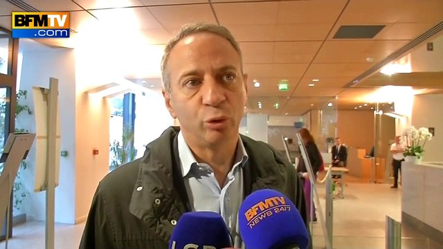 Emmanuel Macron est un problème , assure Laurent Baumel