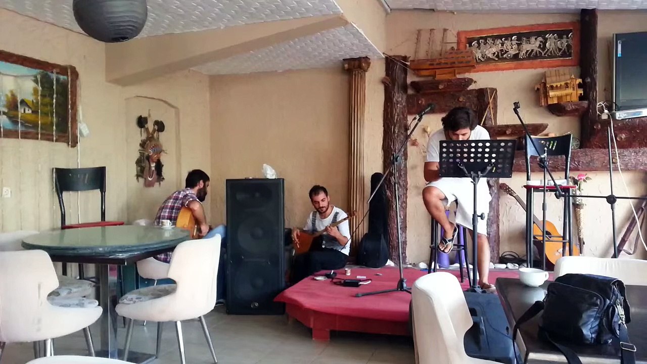 Koray AVCI - Yüreğim Kanıyor