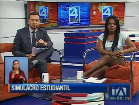 5.600 estudiantes participaron en un simulacro una posible erupción del volcán Cotopaxi