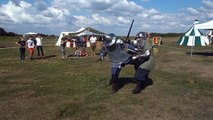 Combat à pied médiéval au marché de Guillaume de Saint André