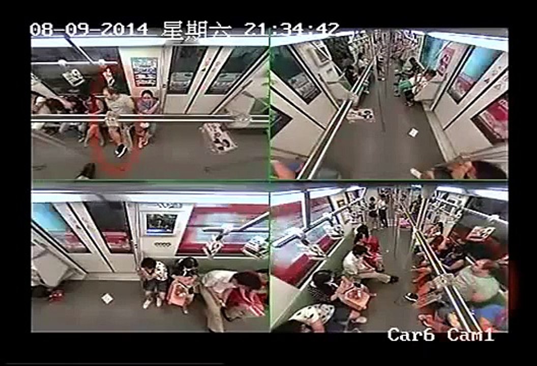 Shanghai : la folle réaction des passagers du métro après le malaise d'un passager