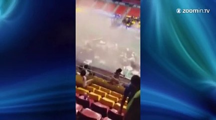 Le toit s'effondre en plein tournoi de badminton