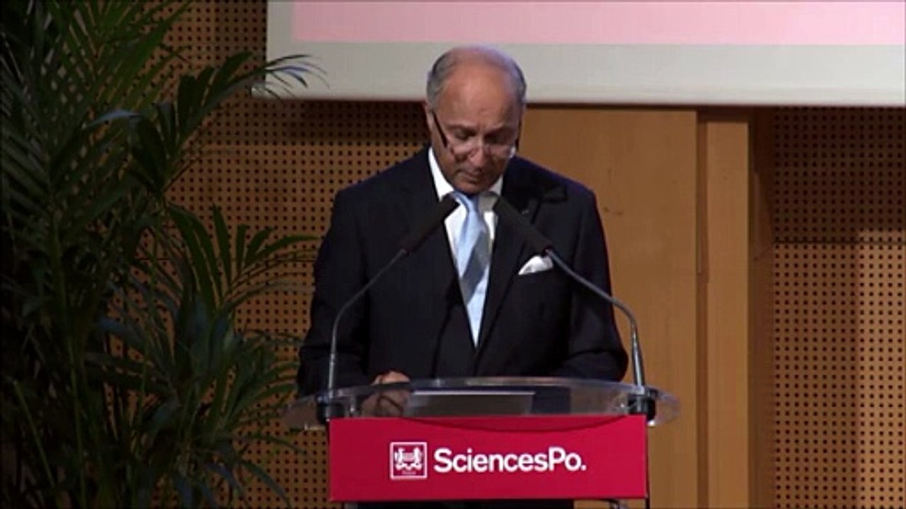 Oups, Laurent Fabius a fait un lapsus sur Jacques Chirac !