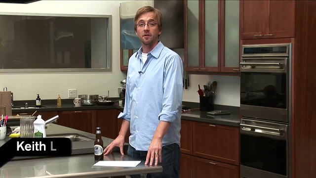 Comment ouvrir une bière avec une feuille de papier ?