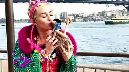 Miley Cyrus fesses à l'air sur Instagram