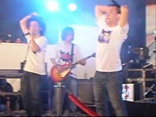 ALAPAAP - UE Recto Live Performance  - MTV Campus Crasher