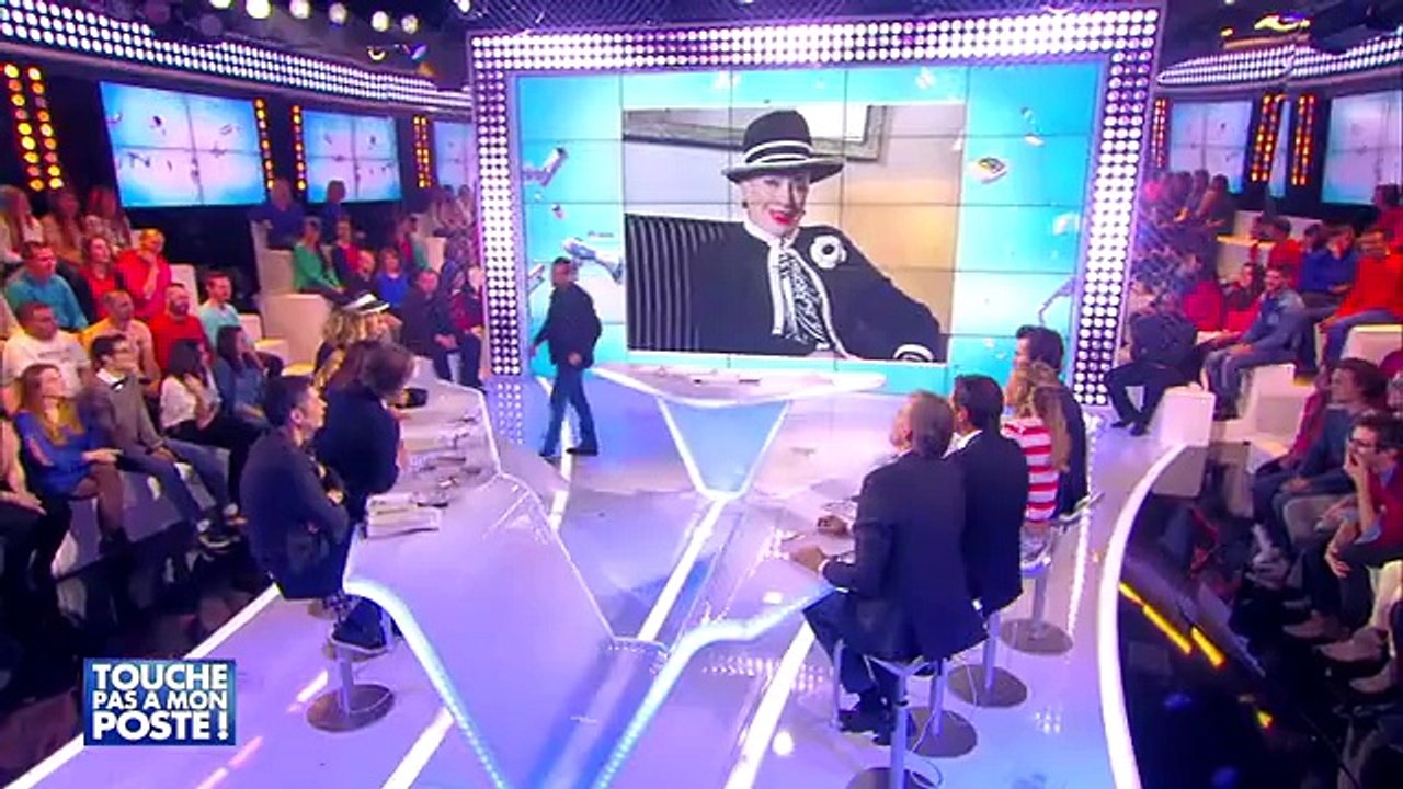 Jean-Pierre Foucault parodie Geneviève de Fontenay dans Touche pas à mon poste