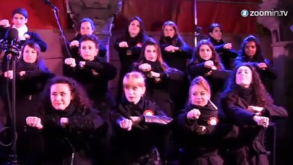 Des centaines de bateaux illuminent la ville de Venise!