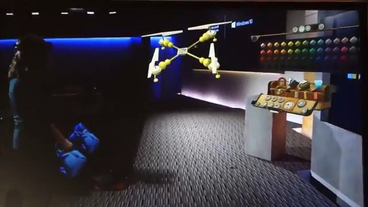 Présentation des HoloLens par Microsoft