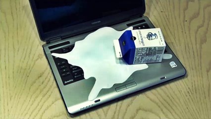 Dökülen Süt Şakası Nasıl Yapılır?