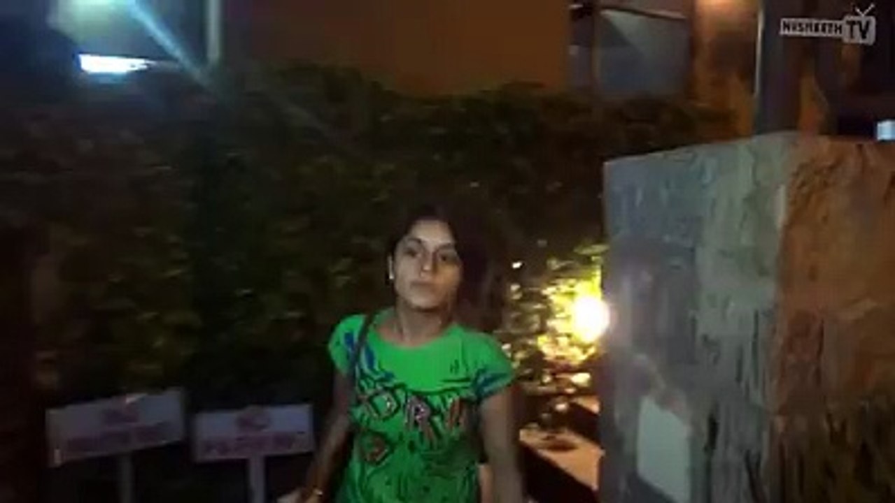 Girl chased by stranger