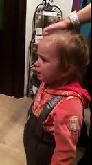 Дайте мне мальчика,я платье хочу!)))