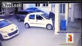 LiveLeak.com - Kidnapping in Southern Italy