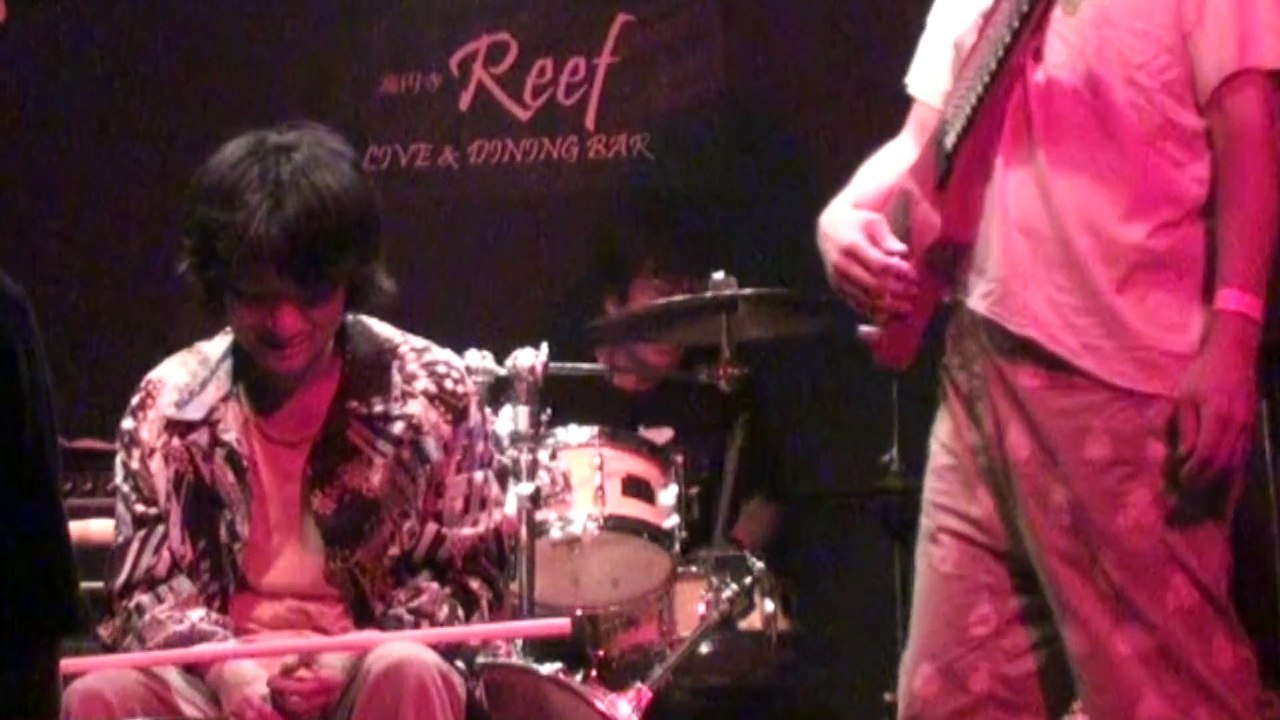 Red Banana by ワナナバニ園(Wananabani Garden)　熊田央、ALI、種石幸也、尾上祐一
