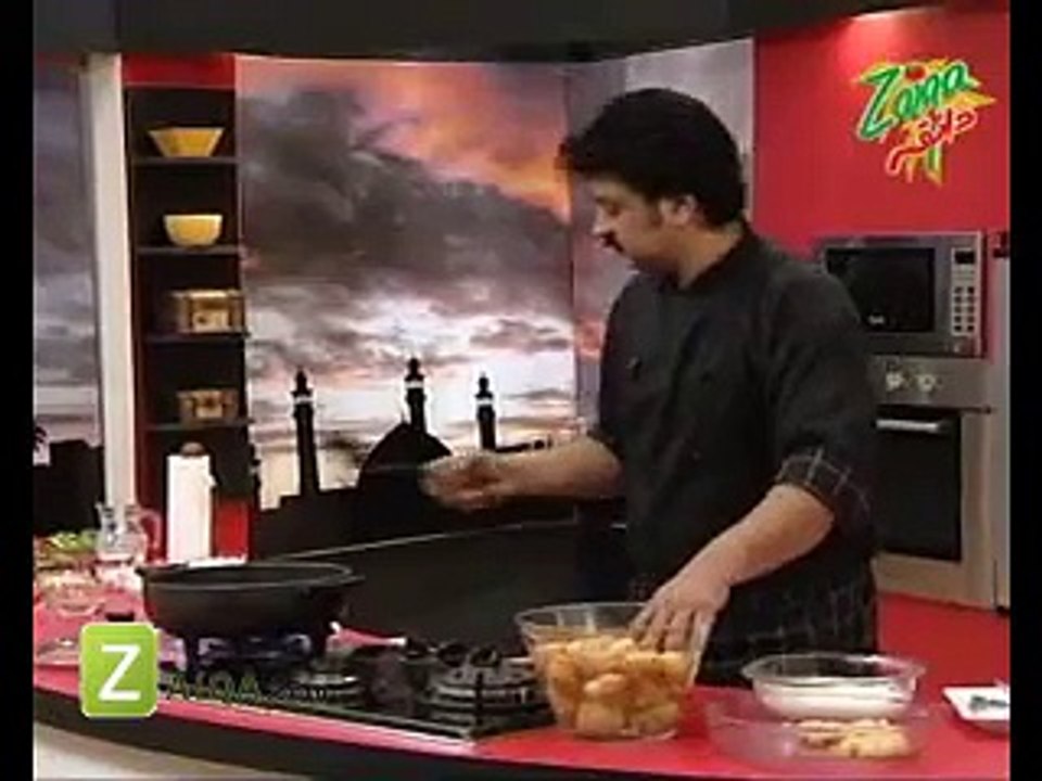 Apricot Smoothie and Dahi Pholk _ Chatpatay_clip2