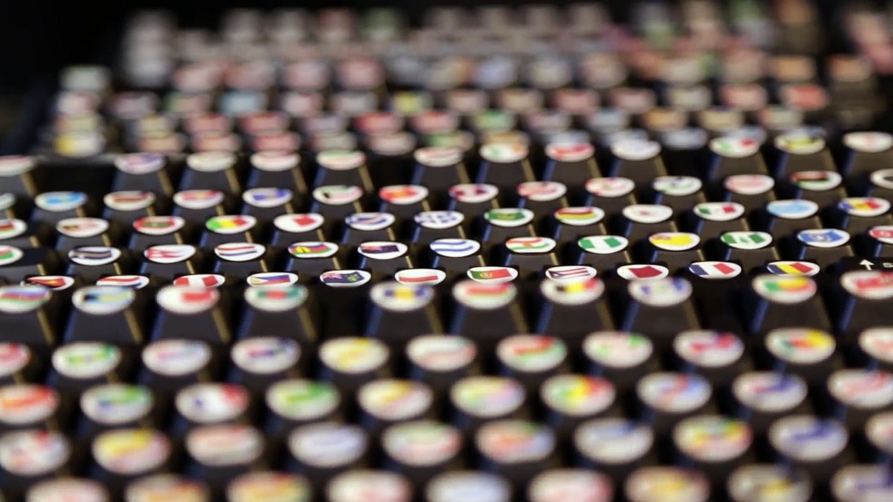 Un clavier EMOJI avec tout les emoticon du monde... Keyboard géant!