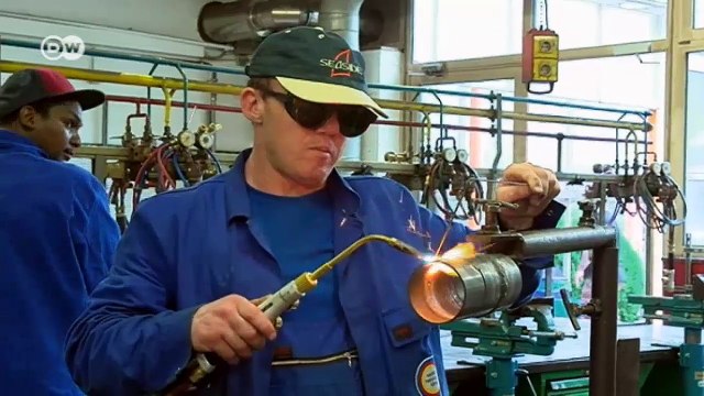 Fachkräftemangel: Flüchtlinge willkommen | Made in Germany