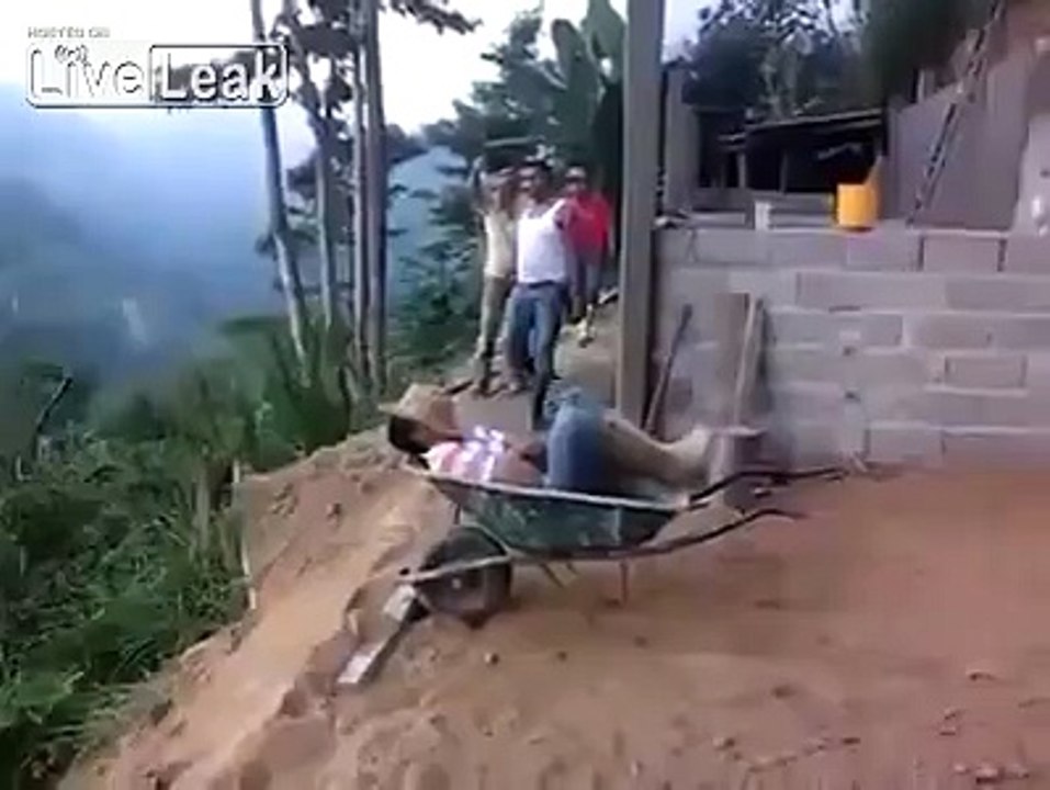 LiveLeak.com - The Best Revenge