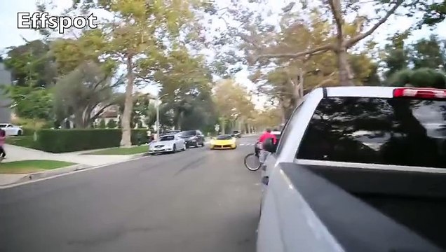 LaFerrari BREAKS DOWN doing Burnouts and Nearly Crashes in Beverly Hills with Porsche GT3