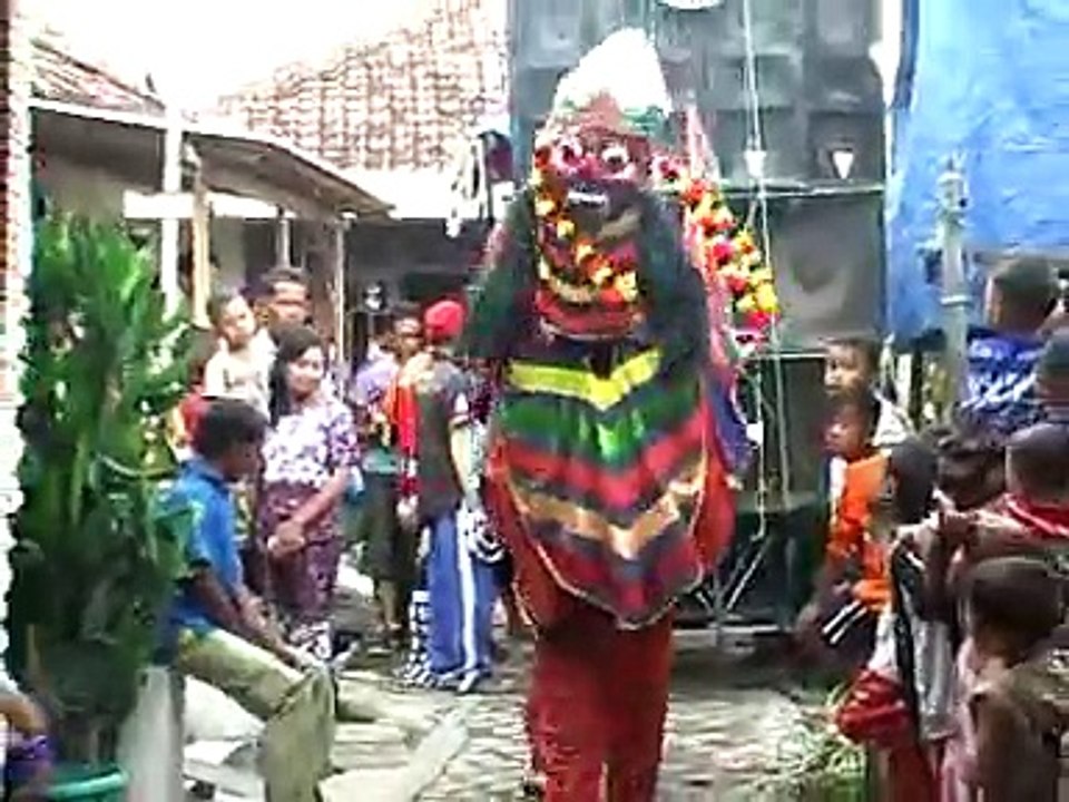 atraksi RAHWANA @ Seni Burok PUTRA NADA Entertainment Clip DIMAS Video Shooting Gebang Cirebon