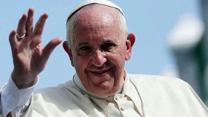 Pope Francis arrives in US, faces a polarized country