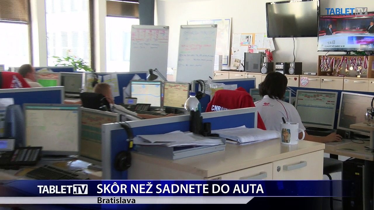 SKOR NEZ SADNETE DO AUTA
