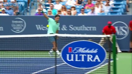 Roger Federer - Top 10 Baseline Half Volleys