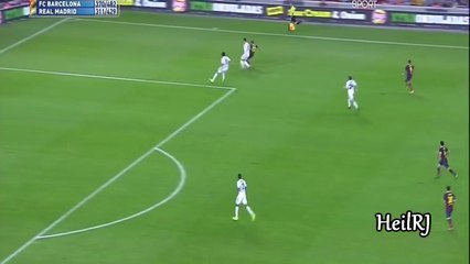 Dani Alves Humiliates Cristiano Ronaldo HD (26.10.2013)