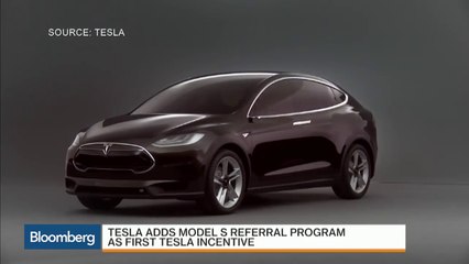 Musk Takes Page From PayPal With Tesla Referral Incentive