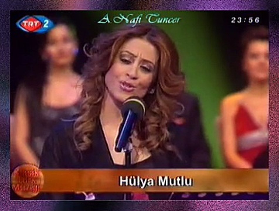 Hülya MUTLU *Leylâ Bir Özge Candır Kara Gözlü Ceylândır*