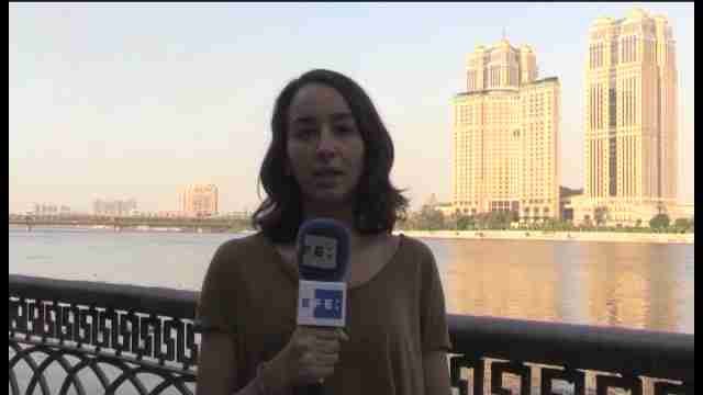 Informe a cámara: Al Sisi indulta a cien activistas y tres periodistas antes de visitar EEUU